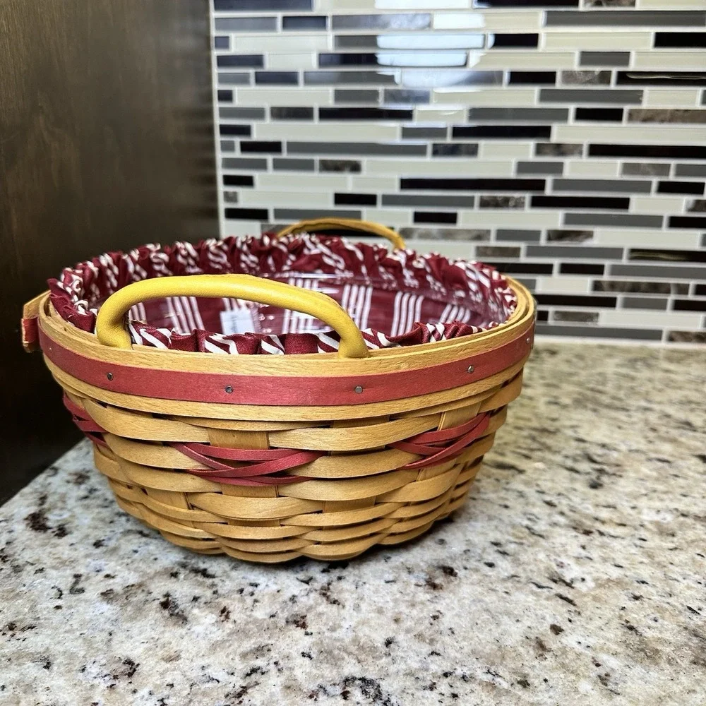 Longaberger Christmas Collection 1999 Edition Popcorn Basket Liner Protector Red